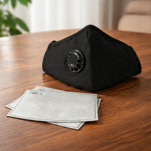 Activated Carbon Face Mask - The Best Eyelash Extensions Products